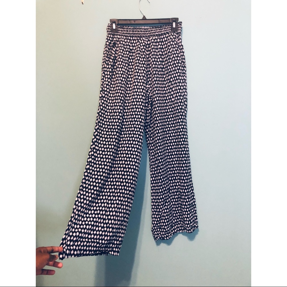 Patterned B&W Bottoms - Picture 5 of 6
